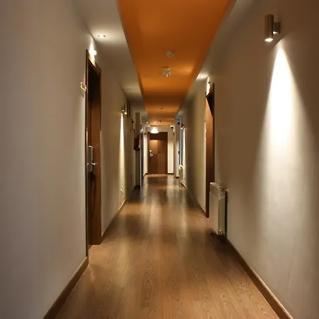 Hotel Pontes Do Eume 2*